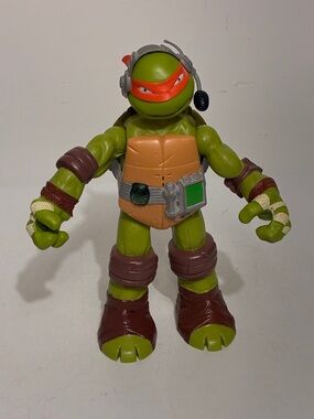Teenage Mutant Ninja Turtles Talking Michelangelo Action Figure